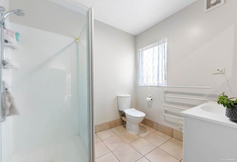 47A Hogarth Rise, West Harbour, Auckland - Carousel 12