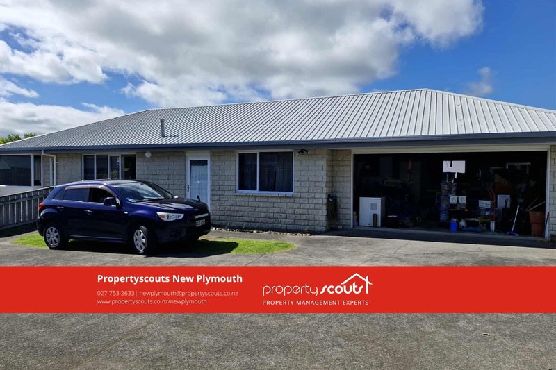 9 Fantome Place, Whalers Gate, New Plymouth - Carousel 1