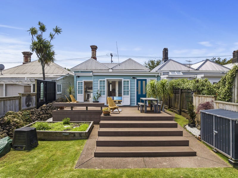 98 Valley Road, Mount Eden, Auckland - Carousel 2