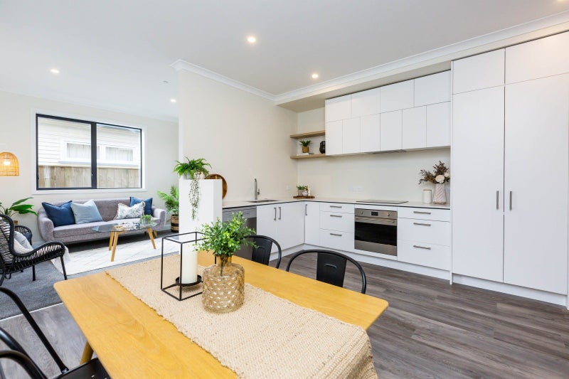 17A Marion Street, Silverstream, Upper Hutt - Carousel 2