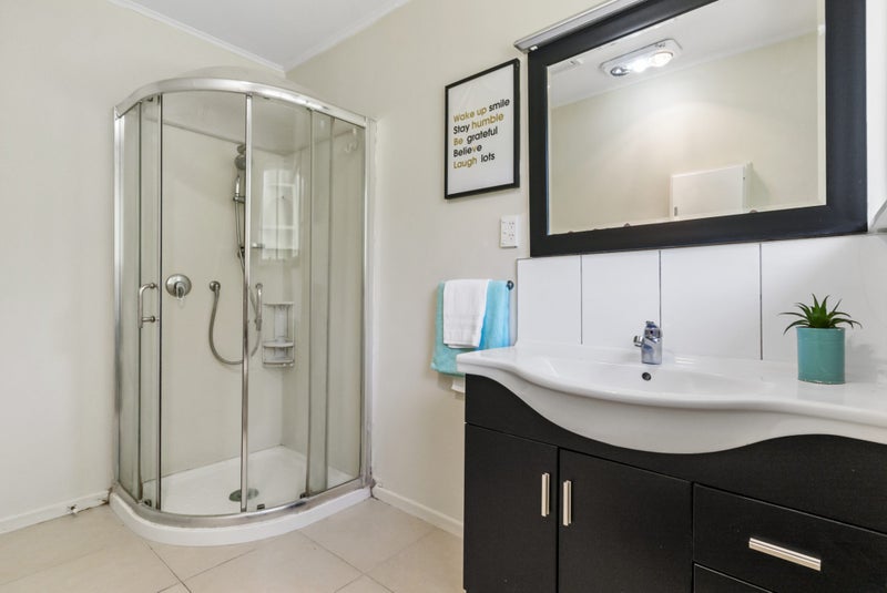 19A Mason Street, New Lynn, Auckland - Carousel 17