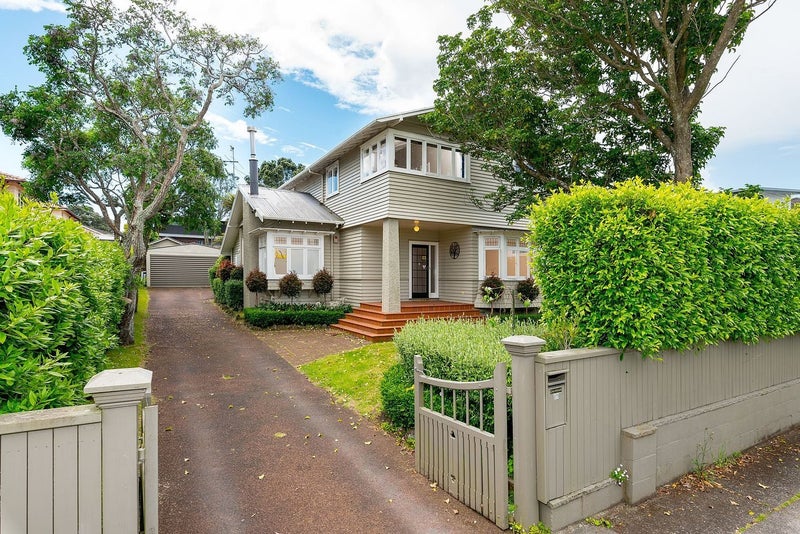 12 Turama Road, Royal Oak, Auckland - Carousel 1