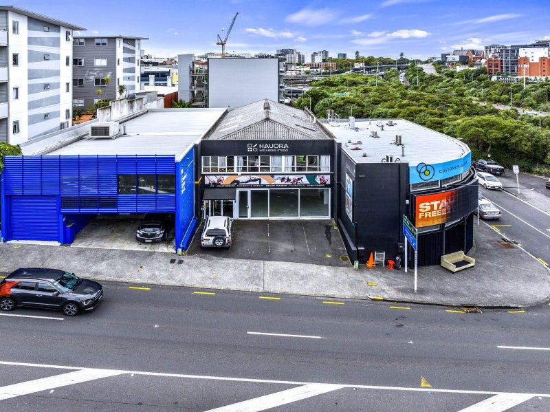 2/20 Newton Road, Newton, Auckland - Carousel 11