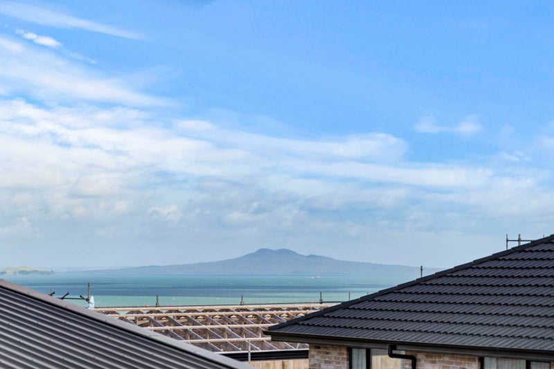 7 Matara Avenue, Maraetai, Auckland - Carousel 24