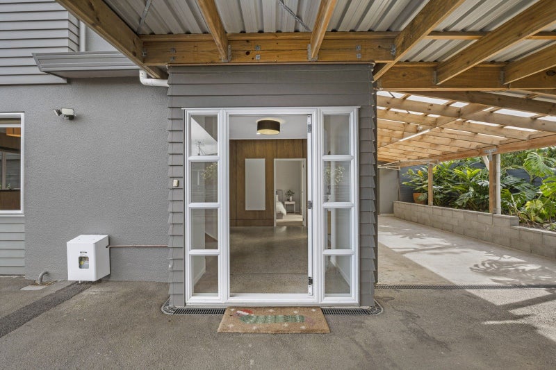 12A Sycamore Grove, Lower Vogeltown, New Plymouth - Carousel 2