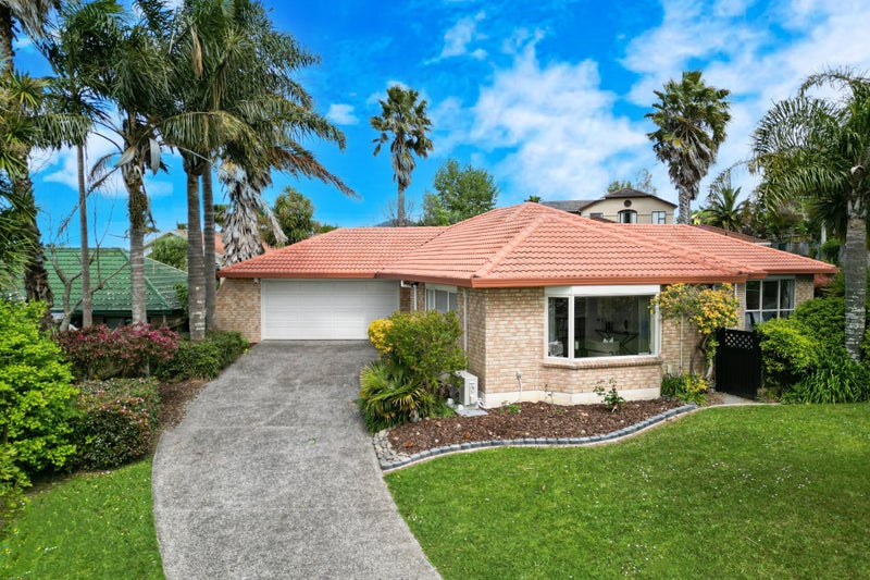 5 Pukatea Avenue, Albany, Auckland - Carousel 1