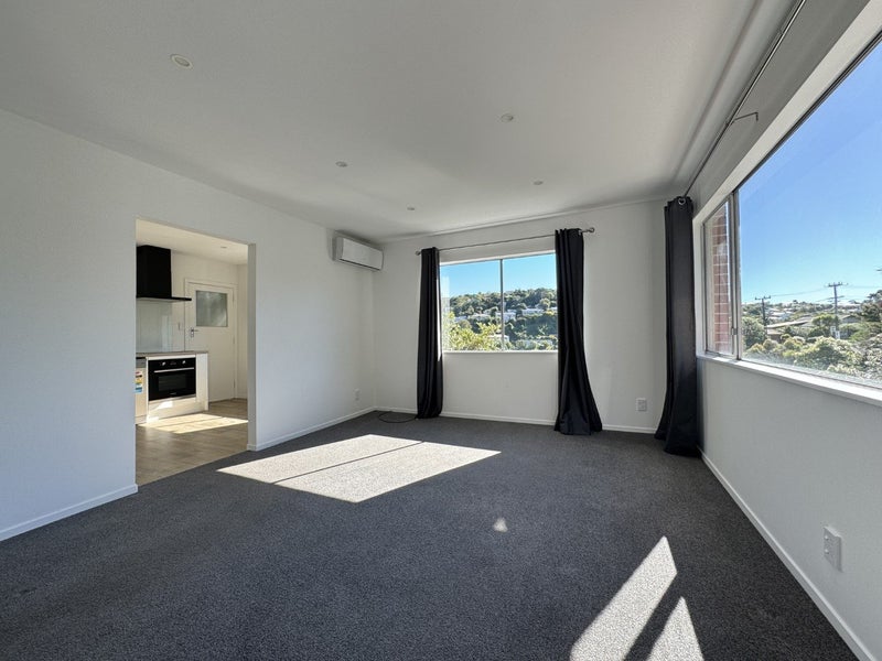 1/4 Glanmire Road, Newlands, Wellington - Carousel 2