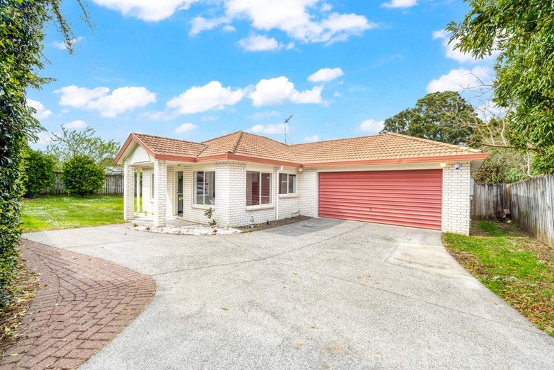 39 Rosemead Place, Randwick Park, Auckland - Carousel 1