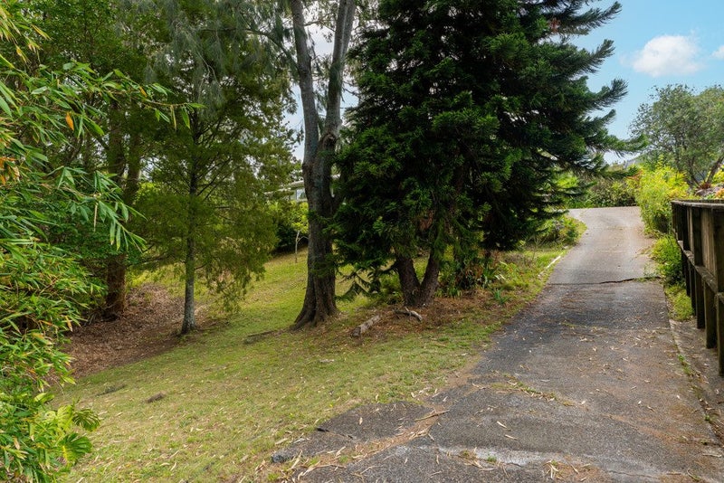 14 West View Crescent, Onerahi, Whangarei - Carousel 1