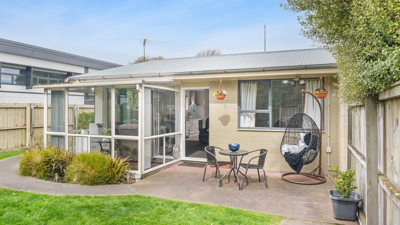 5/10 Courtenay Street, St Albans, Christchurch - Carousel 2