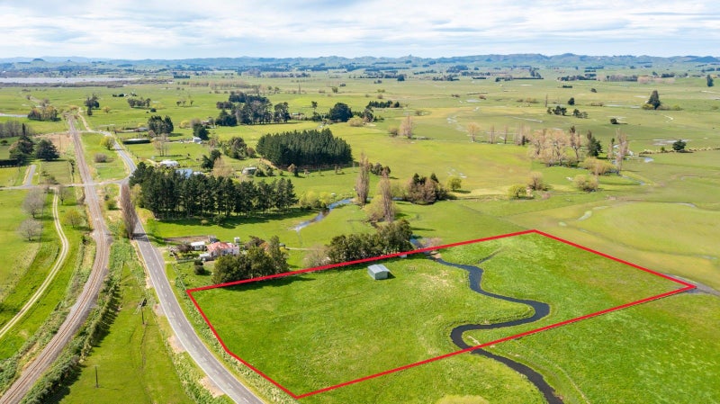 3 Hobson Road, Hatuma, Waipukurau - Carousel 34