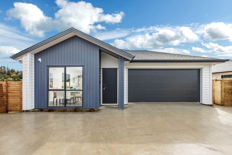 150 Tiriwa Drive, Massey, Auckland - Carousel 2