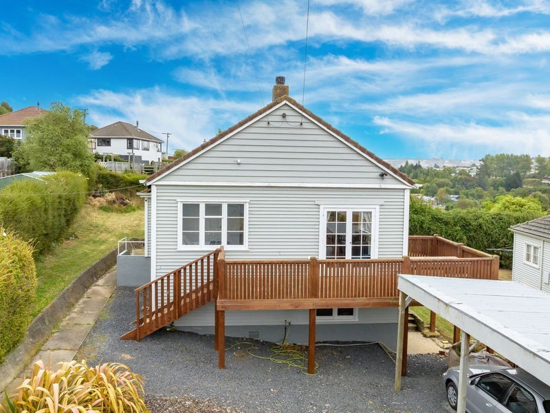 7 Edinburgh Street, Green Island, Dunedin - Carousel 1