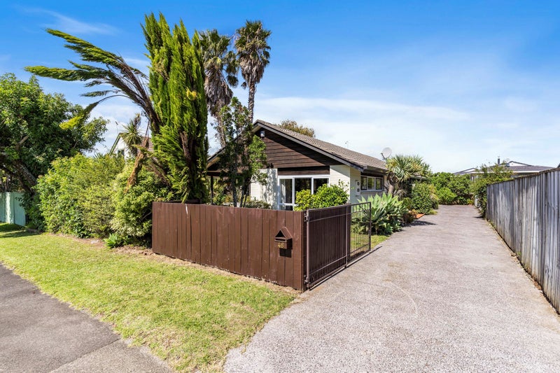 48 Prince Regent Drive, Half Moon Bay, Auckland - Carousel 2