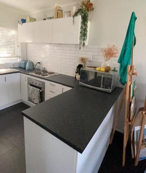 2/16 Church Street, Devonport, Auckland - Carousel 2