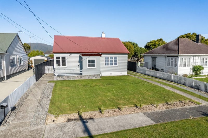 11 Gadsby Street, Avalon, Lower Hutt - Carousel 2