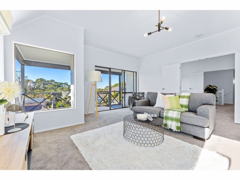74 Porritt Avenue, Chatswood, Auckland - Carousel 2