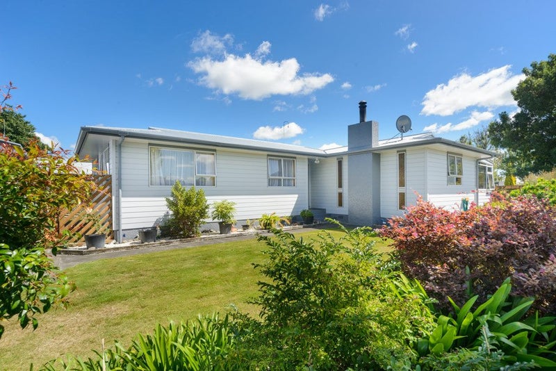 10 Forbes Place, Kelvin Grove, Palmerston North - Carousel 26