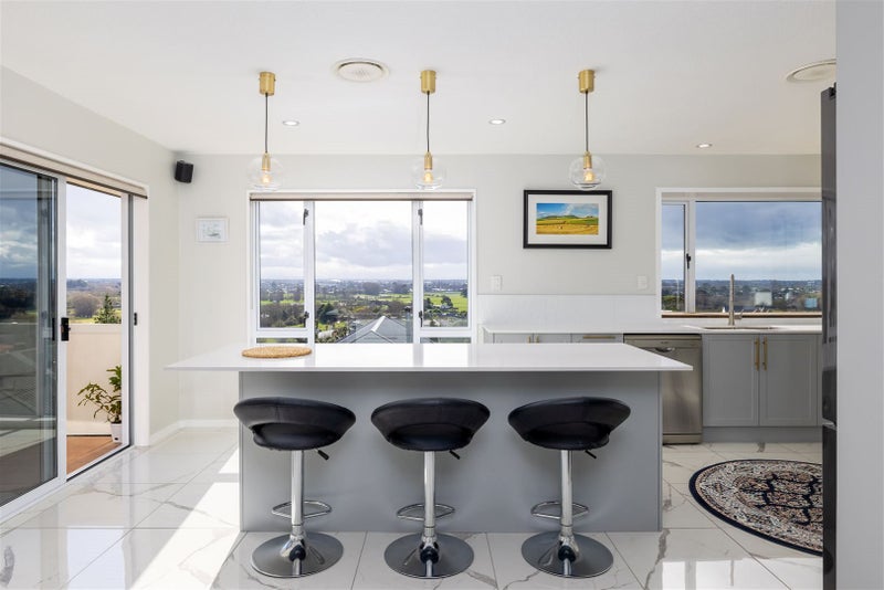 1/5 Uldale Place, Westmorland, Christchurch - Carousel 2