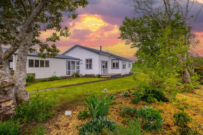 847 East Road, Toko, Stratford - Carousel 1