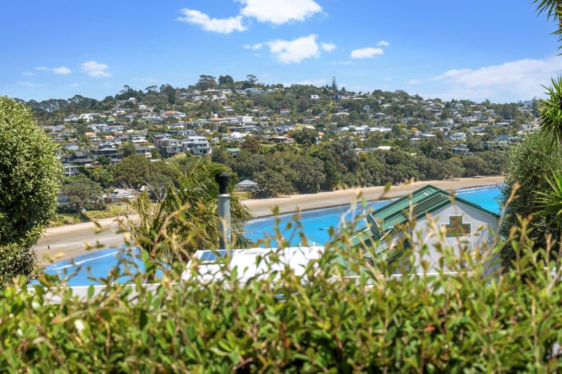 21 Ardern Avenue, Stanmore Bay, Whangaparaoa - Carousel 2