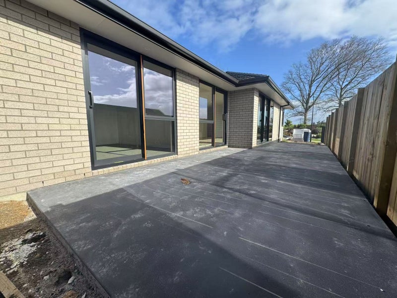 11 Taahunui Rise, Peacocke, Hamilton - Carousel 9