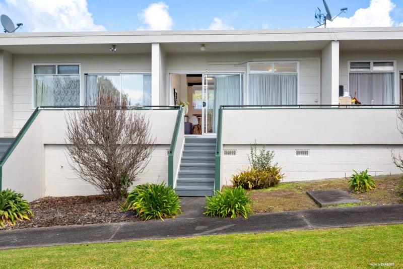 4/0 Forrest Hill Road, Milford, Auckland - Carousel 2