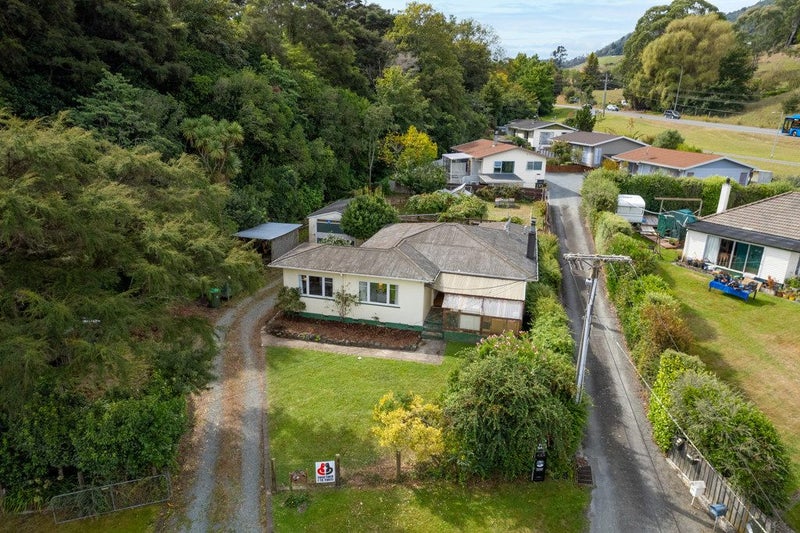 1 Anglia Street, Wakatu, Nelson - Carousel 1