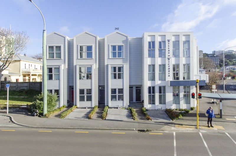 242 Victoria Street, Te Aro, Wellington - Carousel 2