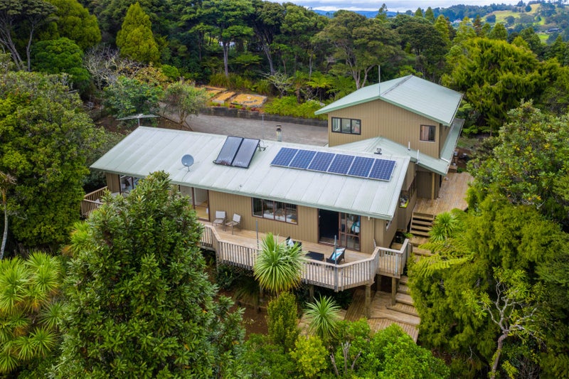 120 Caton Road, Henderson - Carousel 2