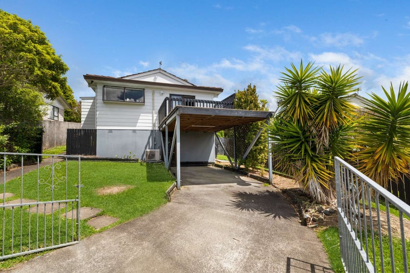 33 Danube Lane, Glen Eden, Auckland - Carousel 1