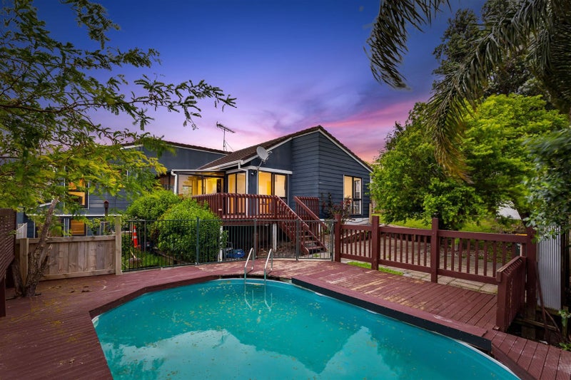 17 Ebony Place, Massey, Auckland - Carousel 2