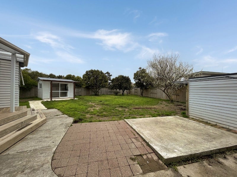 18 Wyndham Street, Awapuni, Palmerston North - Carousel 13