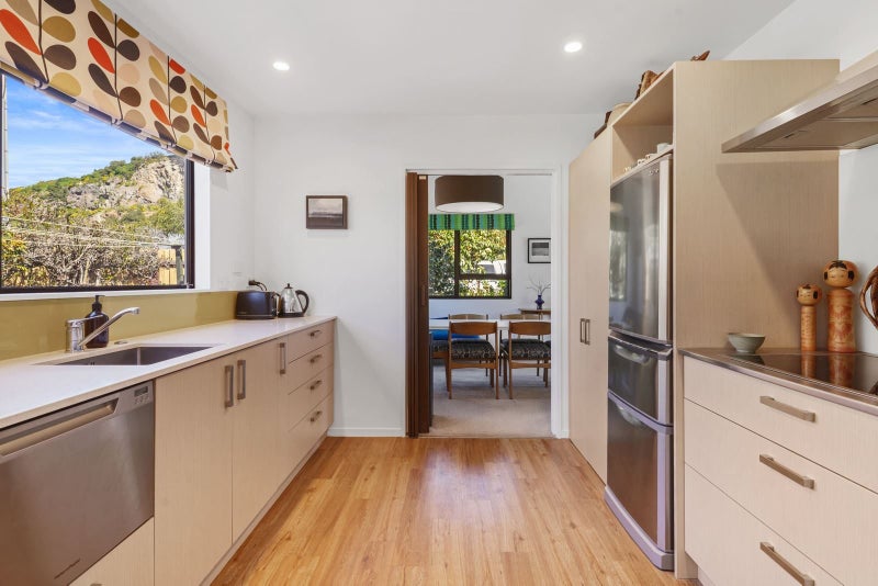 1/31 Main Road, Redcliffs, Christchurch - Carousel 2