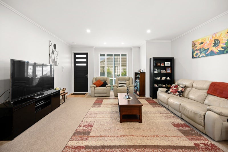 7 Tofts Lane, Flagstaff, Hamilton - Carousel 2