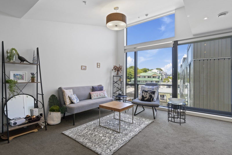 5G/21 Rugby Street, Mount Cook, Wellington - Carousel 1