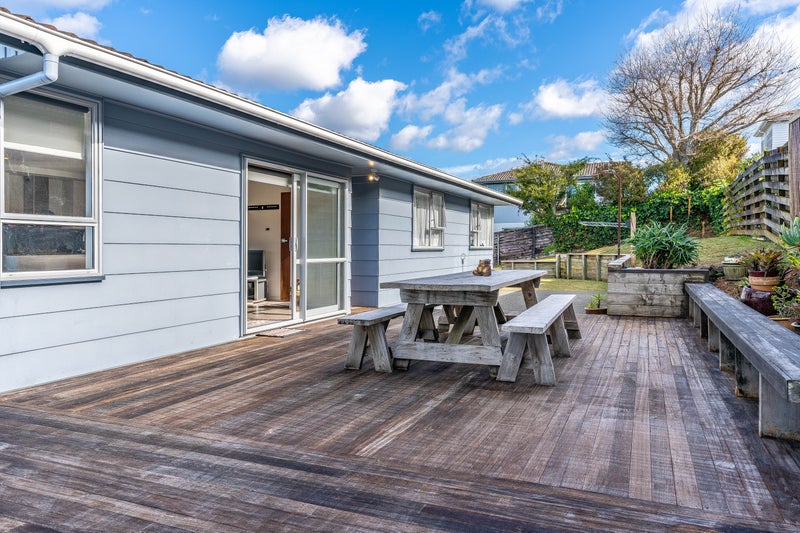 1 Intrepid Place, Torbay, Auckland - Carousel 2