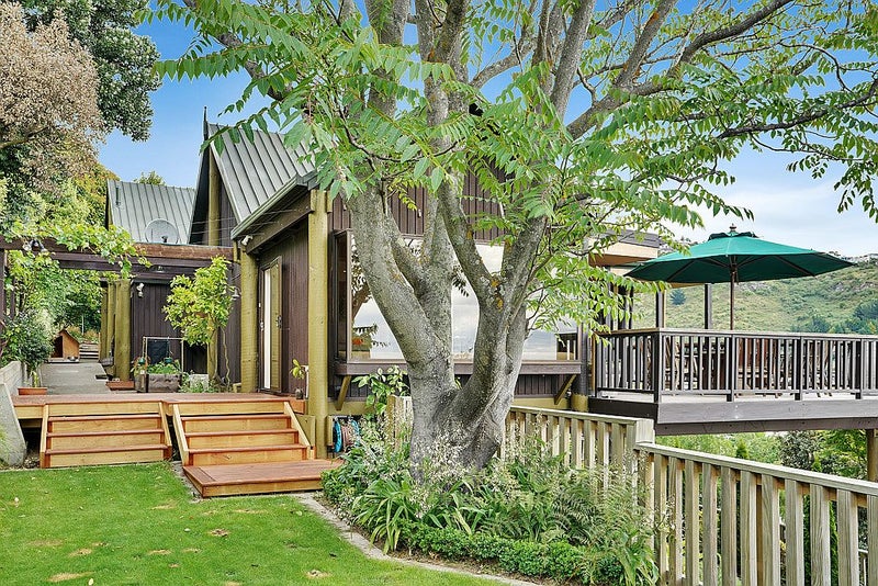 17A Sunvale Terrace, Cashmere, Christchurch - Carousel 1