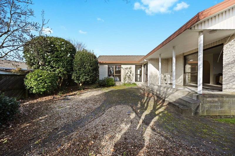 17 Pohutukawa Drive, Pukete, Hamilton - Carousel 2