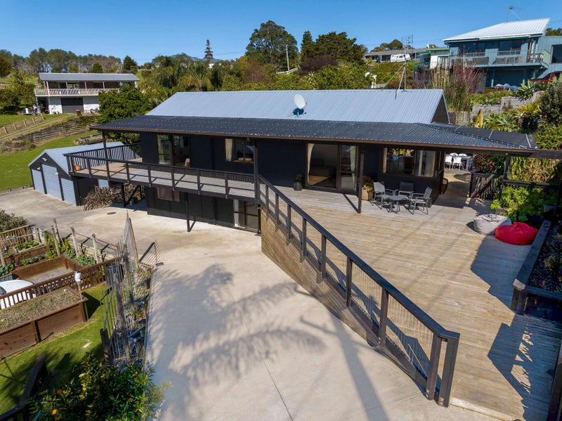 308 Ongare Point Road, Katikati - Carousel 1