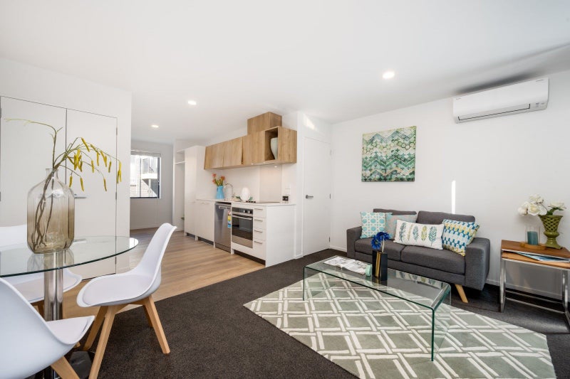 25 Panoni Lane, Howick, Auckland - Carousel 1