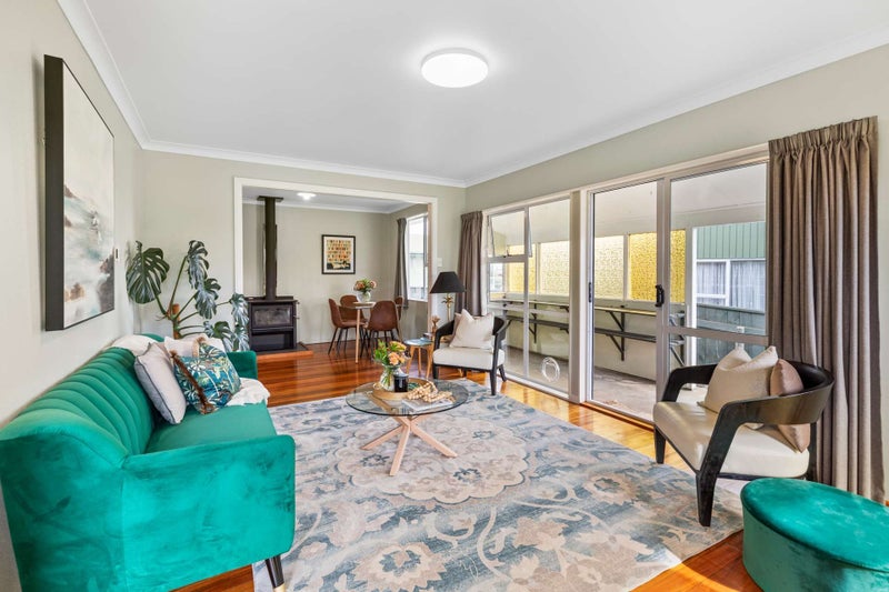 149 Carlton Avenue, Springvale, Whanganui - Carousel 1