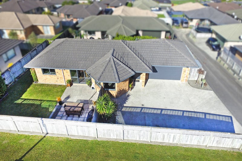 64 Percy Kinsman Crescent, Riverstone Terraces, Upper Hutt - Carousel 13