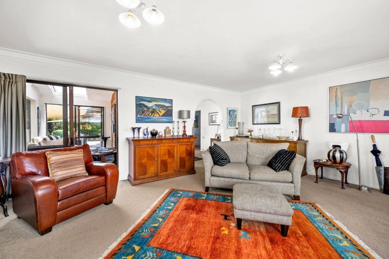 27B Grey Street, Glenholme, Rotorua - Carousel 2