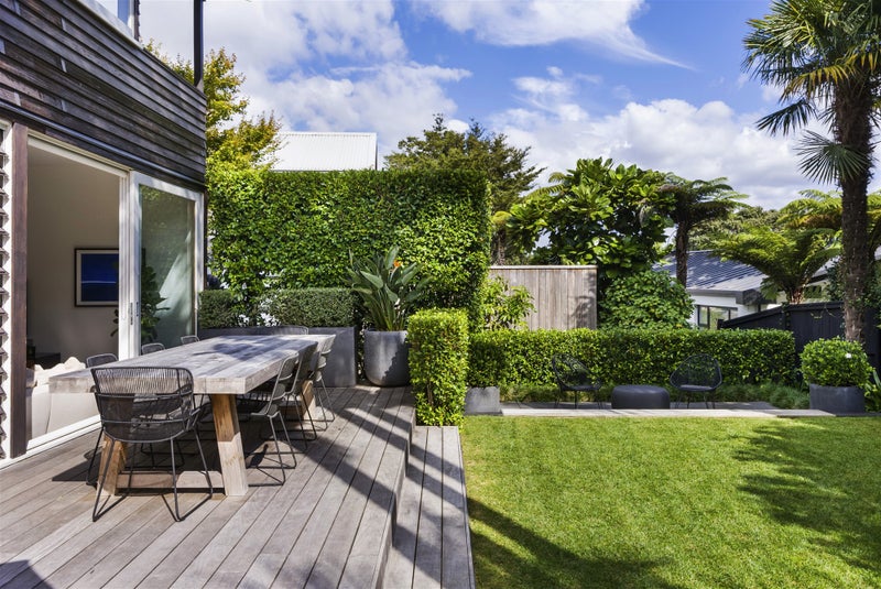 2/251 Jervois Road, Herne Bay, Auckland - Carousel 2