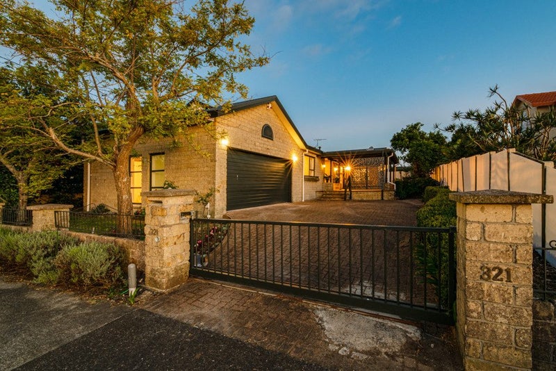 321 Hobsonville Road, Hobsonville, Auckland - Carousel 2