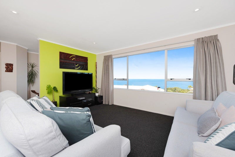 6 Orchy Crescent, Southgate, Wellington - Carousel 2