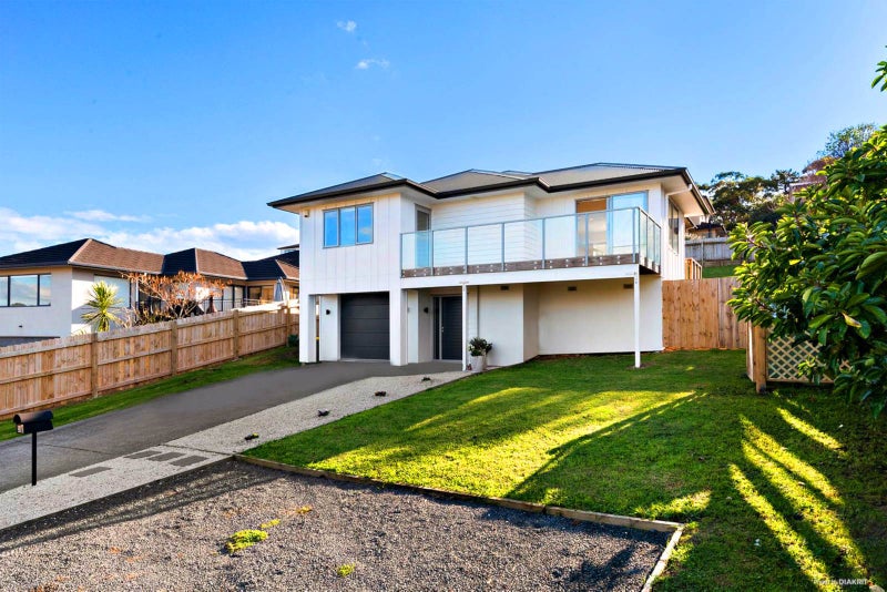 25 Coral Court, Gulf Harbour, Whangaparaoa - Carousel 1