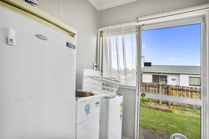 13D Bradley Street, Paeroa, Paeroa - Carousel 8
