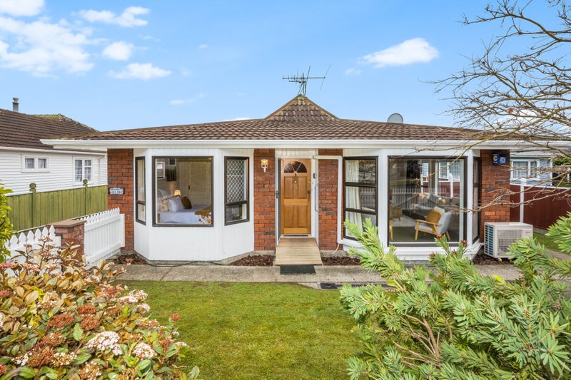 1/18 Wilford Street, Woburn, Lower Hutt - Carousel 1